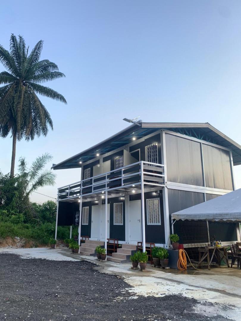 Farhani Cabin Stay Kampong Batu Lima Exterior foto